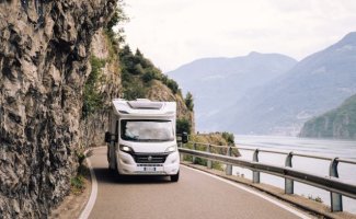 Hymer 4 Pers. Einen Hymer-Camper in Lemmer mieten? Ab 185 € pro Tag – Goboony