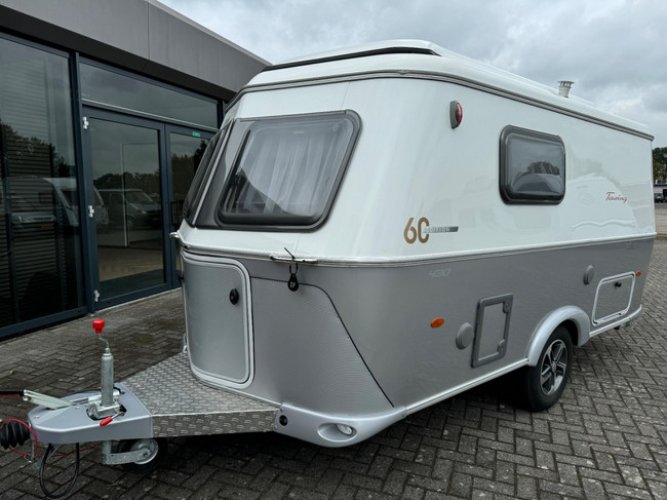 Eriba Touring Triton 430 GT 60 Edition Cassetteluifel hoofdfoto: 1