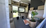 Soleil Living 6 pers. Vous souhaitez louer un camping-car Sun Living à Tholen ? A partir de 99€ par jour - Goboony photo : 3