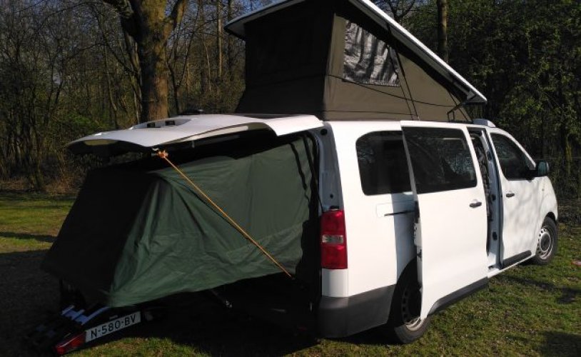 Other 4 pers. Opel Vivaro camper huren in Den Haag? Vanaf € 92 p.d. - Goboony foto: 0