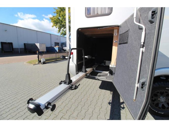 Hymer ML-T 580 4x4 Enkele bedden - 1e eig.  foto: 8