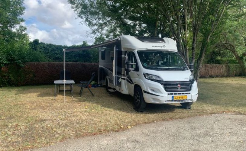 Other 4 pers. Rent a Sunlight T69L motorhome in Gorssel? From € 133 pd - Goboony photo: 1