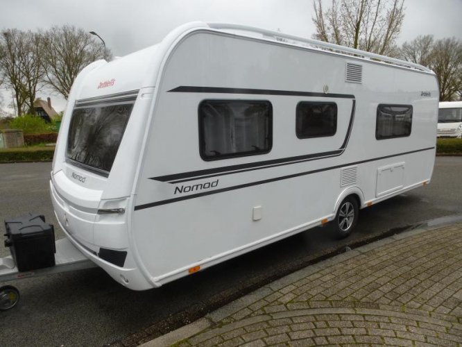 Dethleffs Nomad 560 RET zeer exclusief 