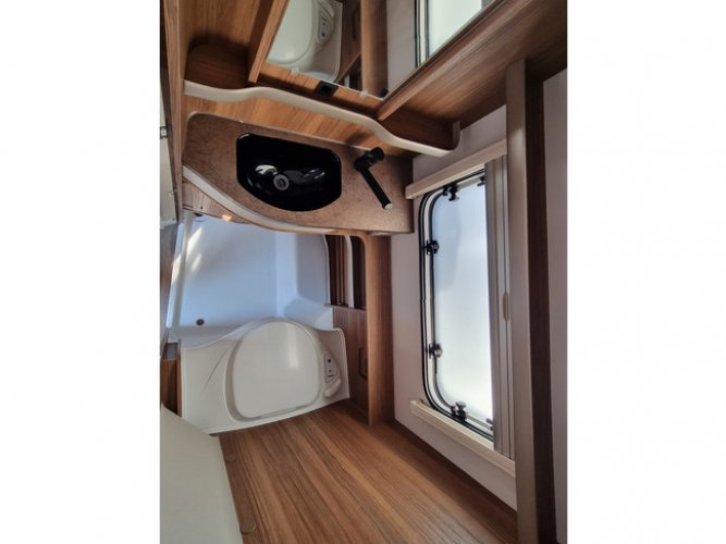 Eriba Touring 430 Legend CARAVAN DEALS foto: 18