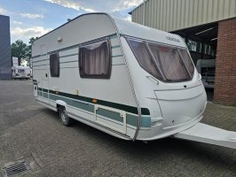 Chateau Calista CT 450 HMF 4 people with awning 2005