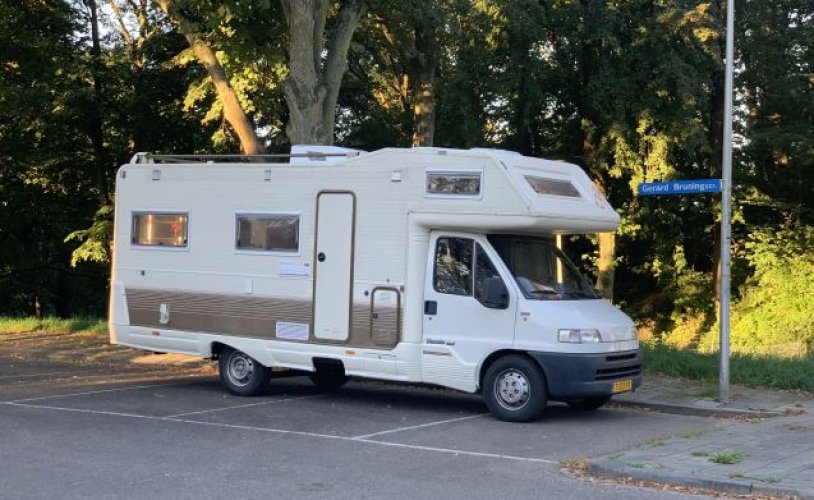Fiat 5 pers. Fiat camper huren in Heerlen? Vanaf € 73 p.d. - Goboony