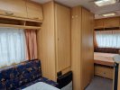 Dethleffs Camper 460 DB - Mover & Voortent -  foto: 9