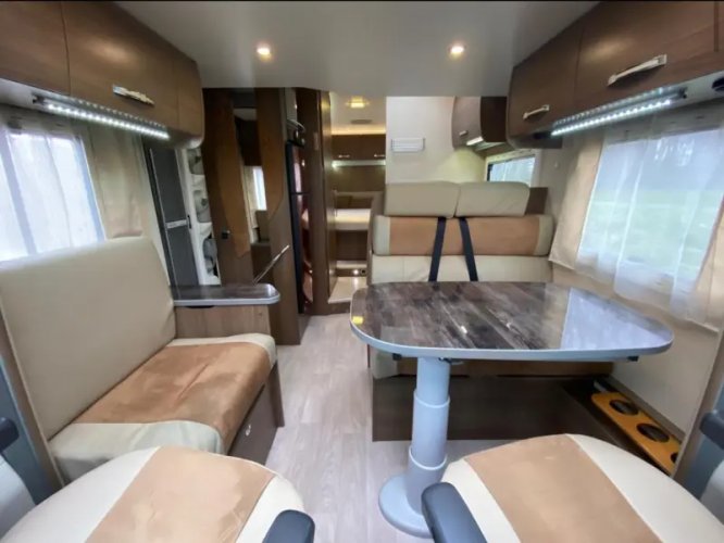 Chausson Welcome 79 EB Queensbed Hefbed  foto: 7