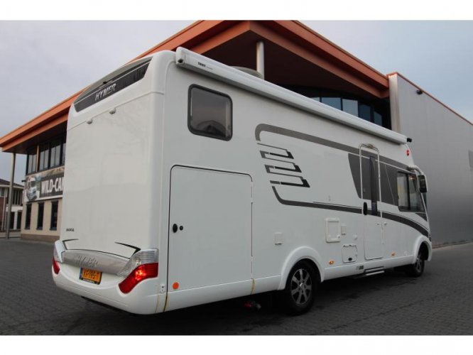 Hymer B674 SL Enkele bedden + Hefbed 