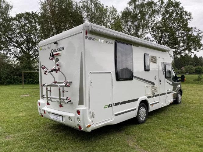 Chausson Flash 718 EB 2015 Queensbed Hefbed 