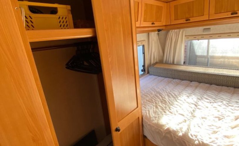 Hymer 6 pers. Hymer camper huren in Oegstgeest? Vanaf € 93 p.d. - Goboony