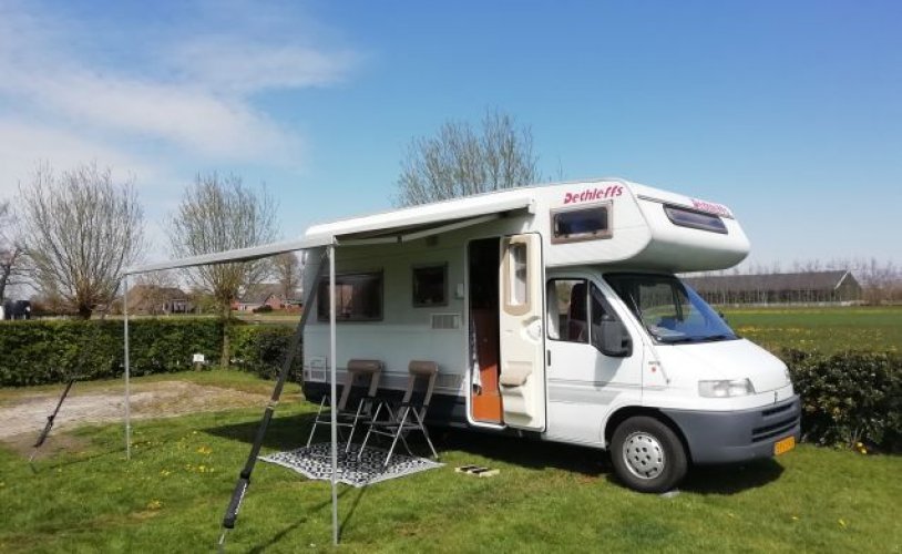 Fiat 5 pers. Rent a Fiat camper in 's-Gravenzande? From € 97 pd - Goboony photo: 0