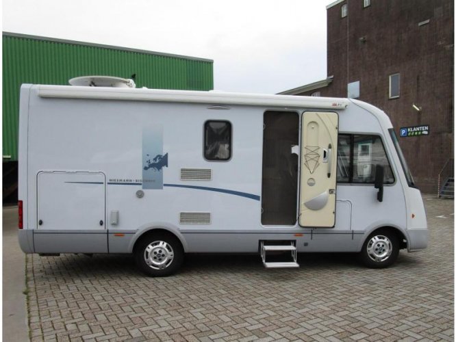 Niesmann+Bischoff Arto 64 GL zeer complete camper  foto: 12