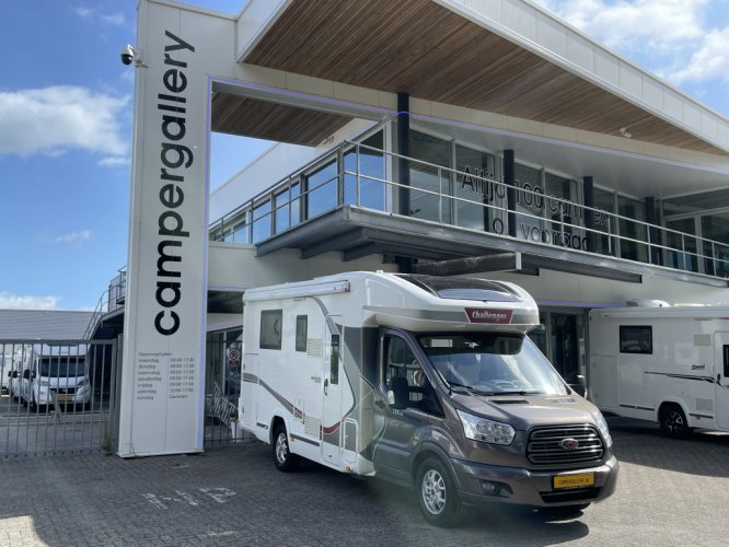 Chausson CHALLENGER 288 EB QUEENSBED + HEFBED 170 PK EURO6 foto: 0