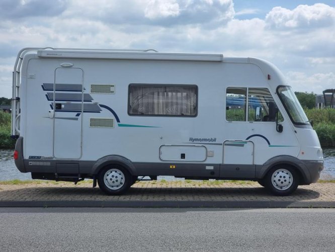 Hymer B 584 