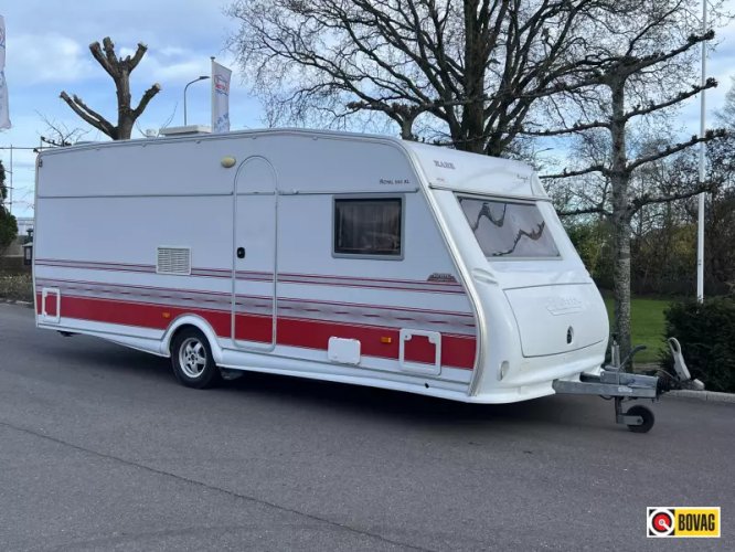 Kabe Royal 560 XL Mover,skiluik ,achte  hoofdfoto: 1