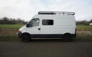 Renault 2 pers. Rent a Renault camper in Amsterdam? From € 80 pd - Goboony