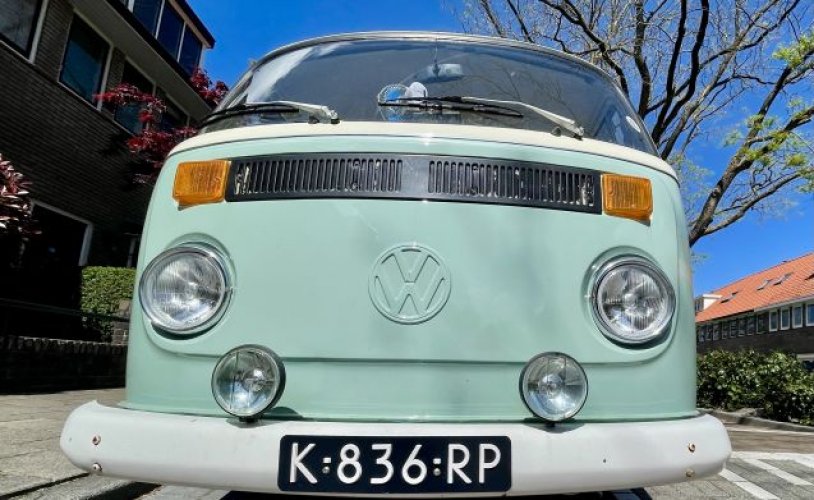 Volkswagen 2 pers. Volkswagen camper huren in Hilversum? Vanaf € 121 p.d. - Goboony