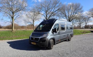 Pössl 2 pers. Rent a Pössl motorhome in Amsterdam? From € 135 pd - Goboony