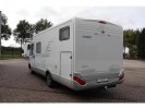 Hymer classe B 674 SL Armoires supérieures photo: 5