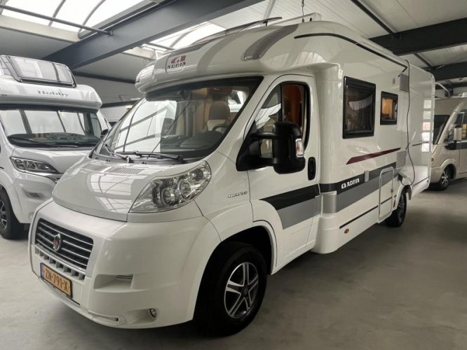 Adria Compact Supreme 600 SCT compleet 