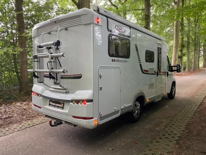 LMC Breezer V 646 G Enkele Bedden Garage 2018 