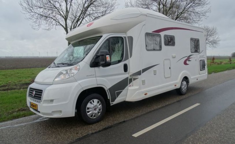 Eura Mobil 4 pers. Rent an Eura Mobil motorhome in Zeewolde? From € 133 pd - Goboony photo: 0