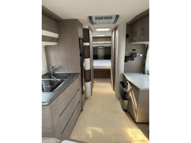 Dethleffs Exclusiv 760 DR 2019 | Queensbed | Airco  foto: 12