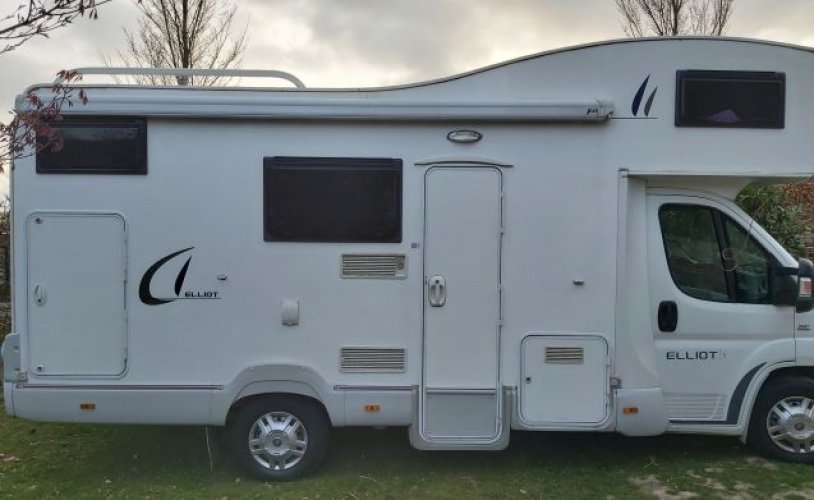 Fiat 6 pers. Louer un camping-car Fiat à Groningue ? À partir de 152 € par jour - Goboony photo : 1
