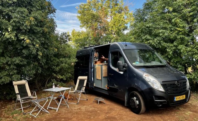 Other 2 pers. Rent an Opel Movano motorhome in Nijmegen? From € 103 pd - Goboony photo: 0