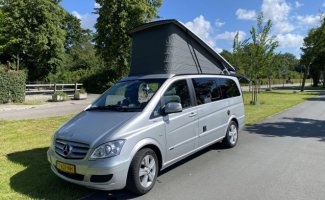 Mercedes-Benz 4 pers. Mercedes-Benz camper huren in Delft? Vanaf € 82 p.d. - Goboony