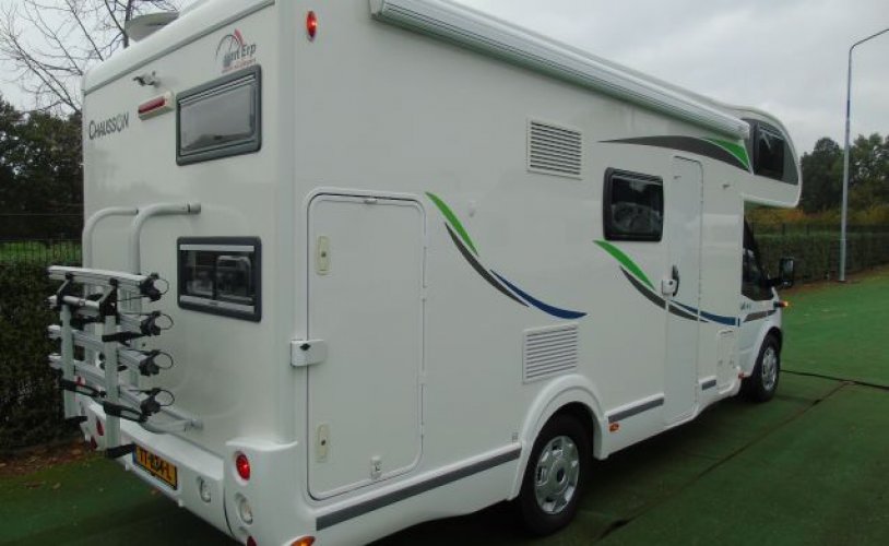 Chausson 4 pers. Rent a Chausson motorhome in Zaamslag? From € 129 pd - Goboony photo: 1