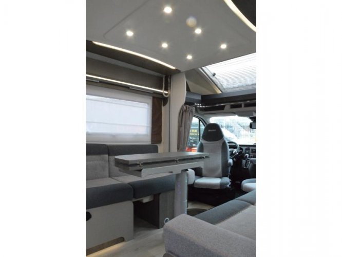 Chausson Titanium 640 Automatisch levelsysteem  foto: 15