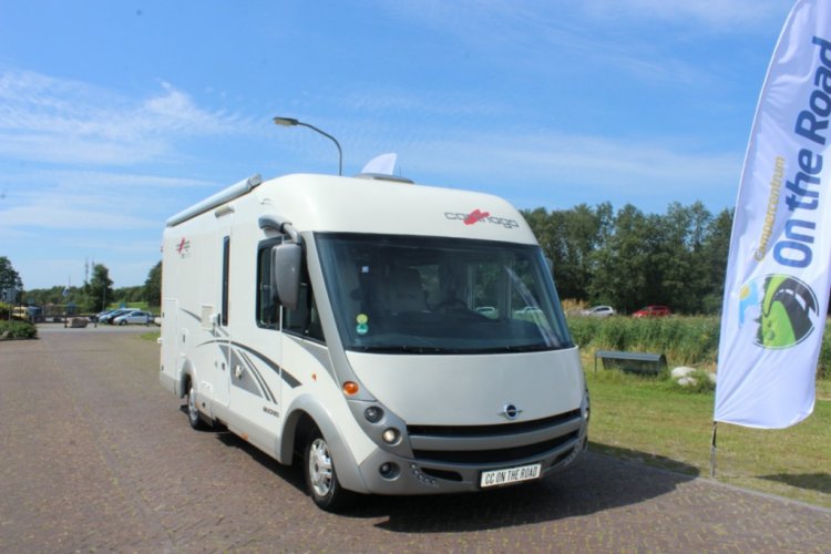 Carthago 4.2  Integraal 2.3 M-jet 148 PK, Alko chassis light, Motor-airco, Hefbed & dwarsbed, Garage, Draaistoelen voor, L zit, zij-zit, etc. Marum (Groningen)