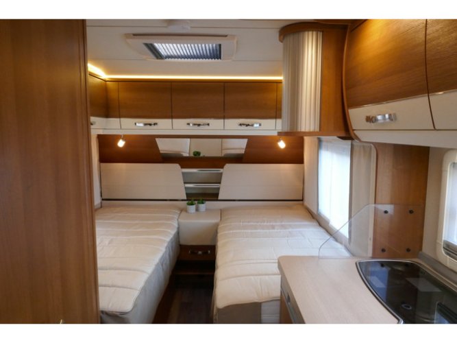 Tabbert Da Vinci 460e **Enkele bedden/Mover/Casetteluifel/Fietsendrager/1e eigenaar/Zeer nette caravan** foto: 13