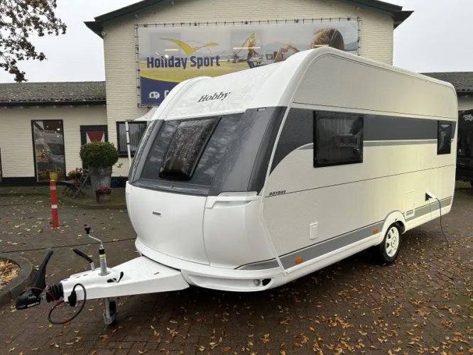 Hobby Ontour 460 DL Enkele Bedden 