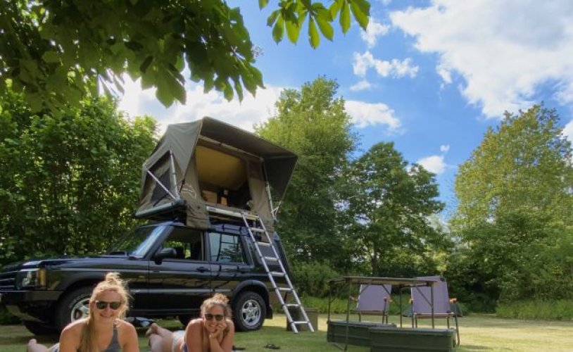 Other 2 pers. Rent a Land Rover Discovery camper in Putten? From € 125 pd - Goboony photo: 1